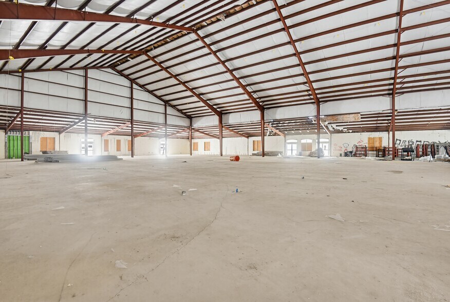 More Photos Of 4015 S Williamson Blvd, Port Orange Religious Facility For Sale