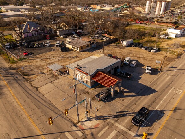 More Photos Of 103 W Kingsbury St, Seguin Land For Sale