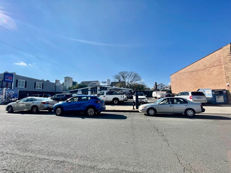 More Photos Of 441 Beach 129th St, Rockaway Park Service Station For Sale