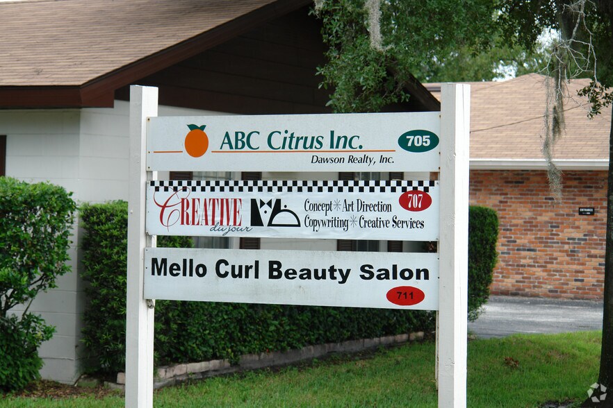 More Photos Of 709-711 Waltham Ave, Orlando Office For Sale