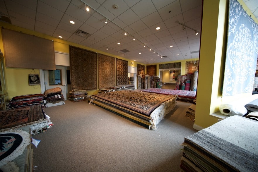 More Photos Of 3330 Skokie Valley Rd, Highland Park Medical For Lease