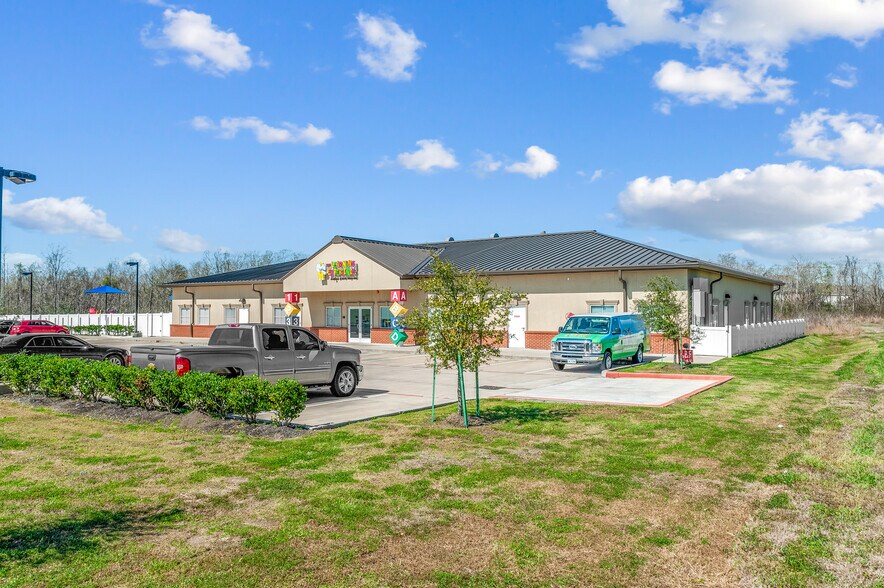 More Photos Of 3547 McHard Rd, Pearland Daycare Center For Sale