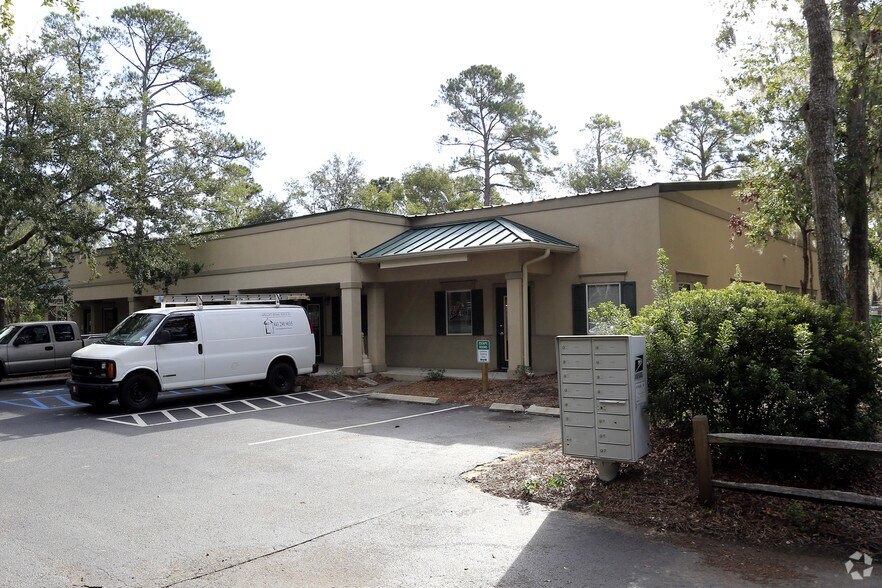 Primary Photo Of 140 Beach City Rd, Hilton Head Island Flex For Lease