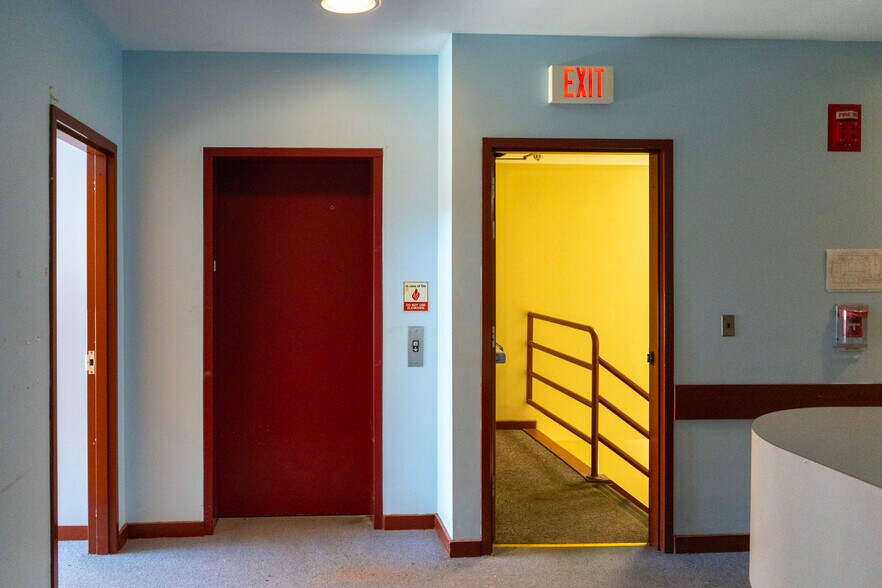 More Photos Of 320 Adams Ave, Scranton Office For Sale