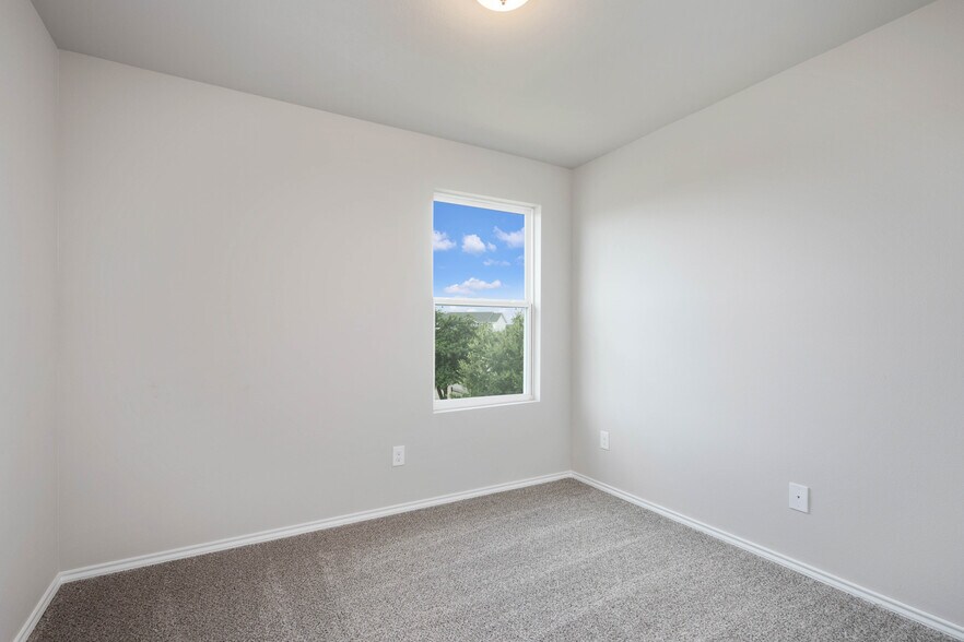 More Photos Of 8610 Valentina Way, San Antonio Apartments For Sale