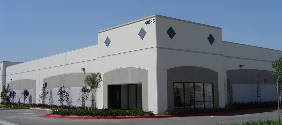 More Photos Of 41638 Eastman Dr, Murrieta Warehouse For Sale