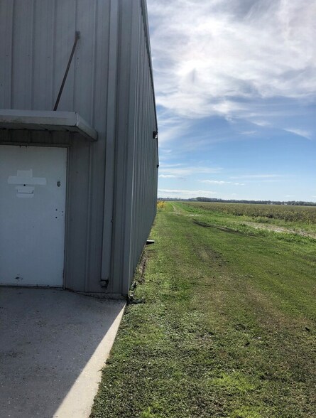 More Photos Of 122 Highway 398, Labadieville Freestanding For Sale