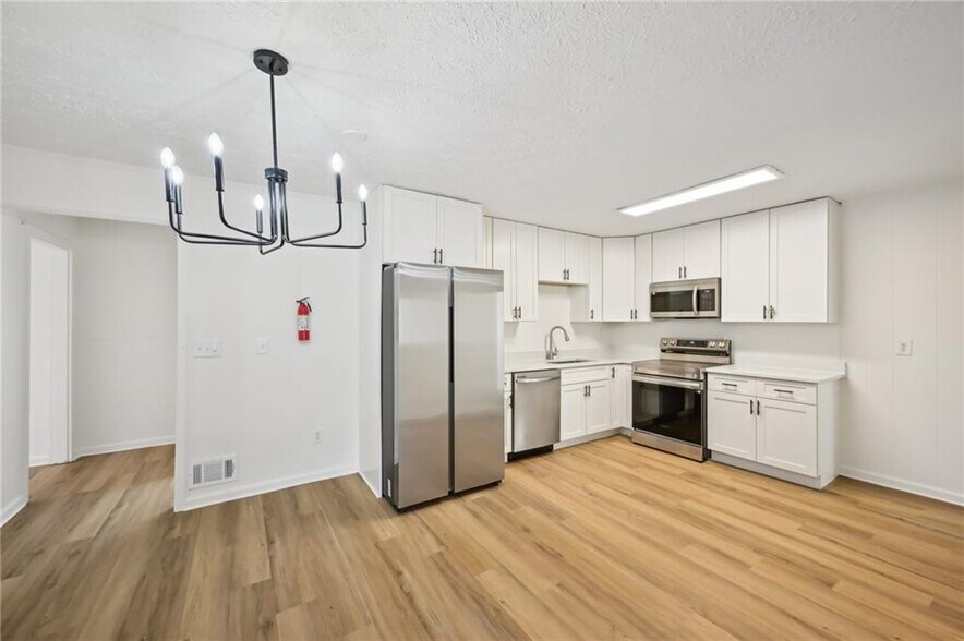 More Photos Of 4421 Lee Rd, Snellville Apartments For Sale