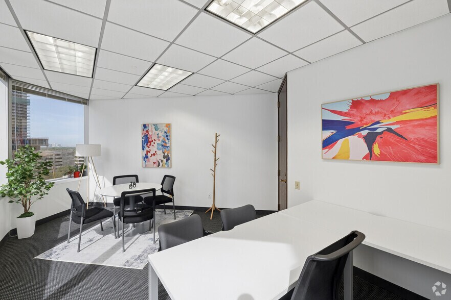 More Photos Of 1221 Brickell Ave, Miami Coworking Space