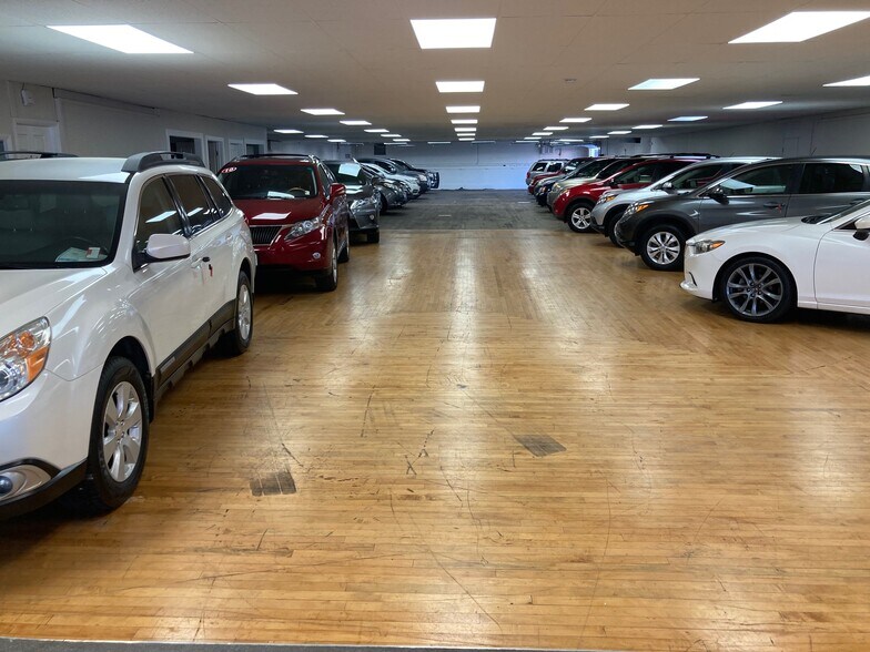 More Photos Of 8020 W Colfax Ave, Lakewood General Retail For Sale