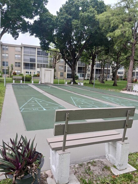 More Photos Of 3051 NW 48th Ave, Lauderdale Lakes Apartments For Sale