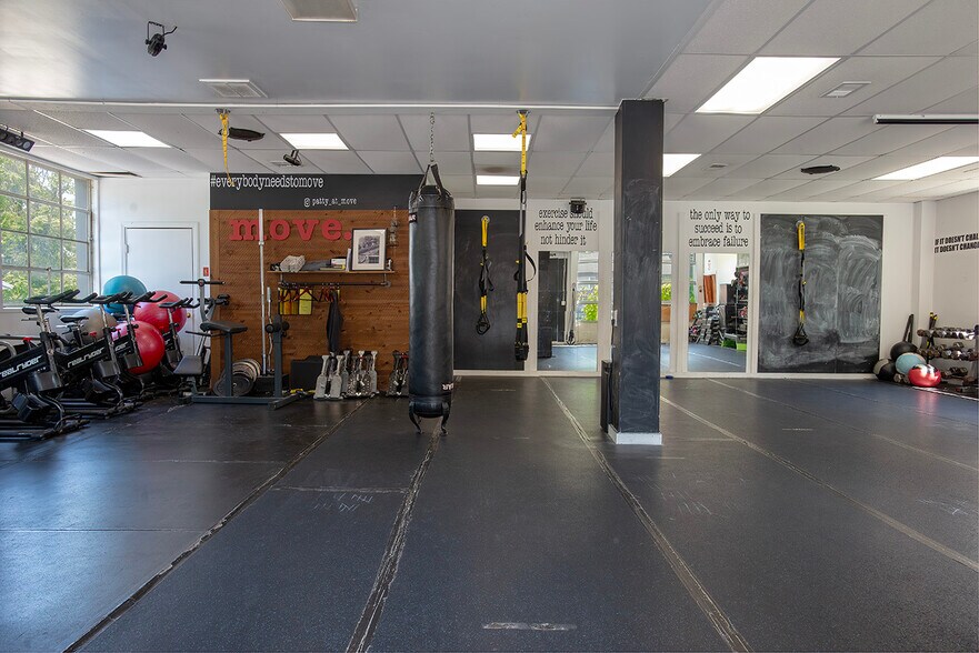 More Photos Of 102 NJ-94 Hwy, Blairstown General Retail For Sale
