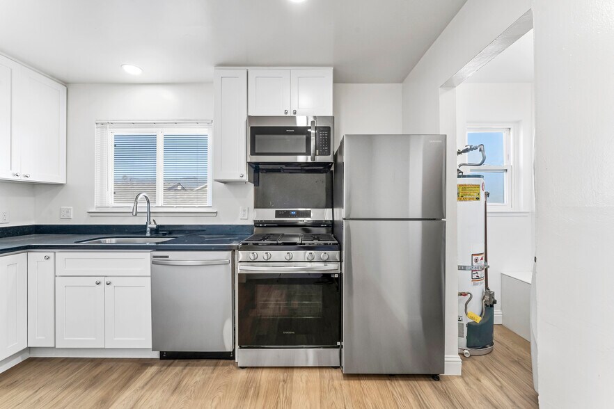 More Photos Of 1259 Carrison St, Berkeley Multifamily For Sale