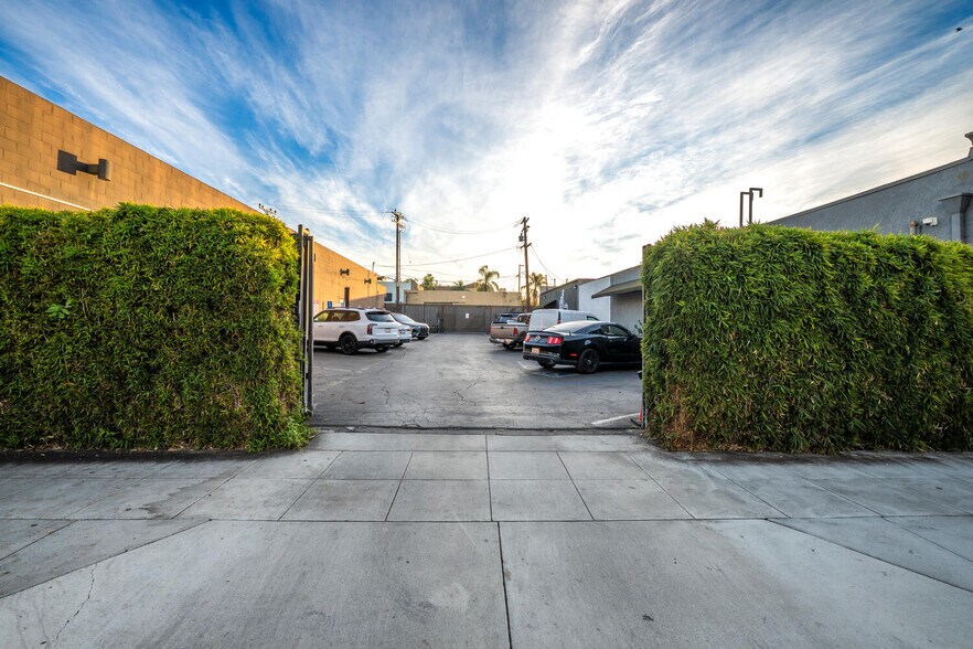 More Photos Of 1342 Coronado Ave, Long Beach Loft Creative Space For Lease