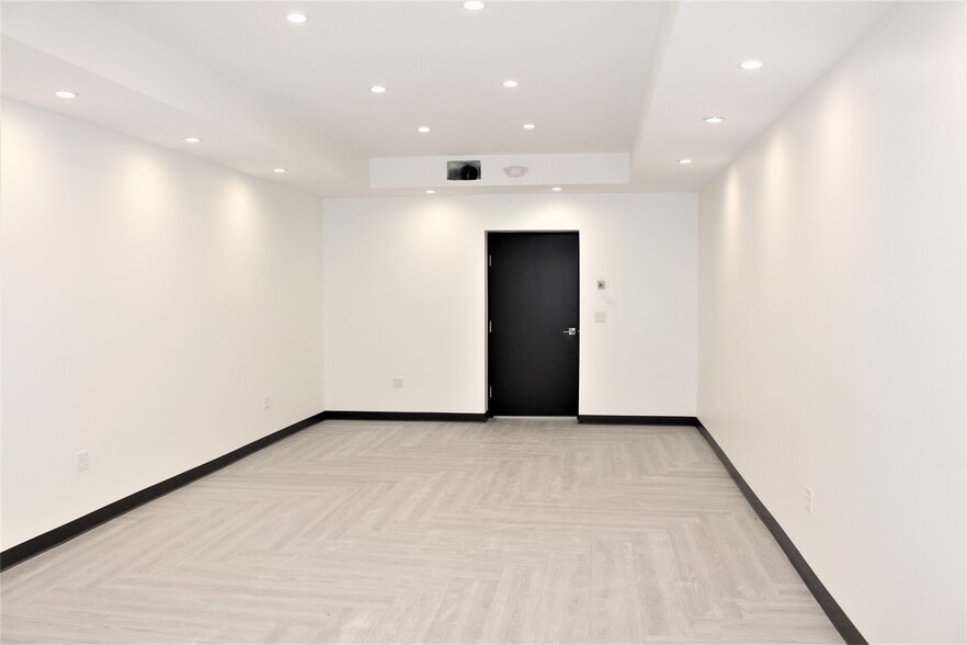 More Photos Of 7501 Penn Ave, Pittsburgh Freestanding For Lease