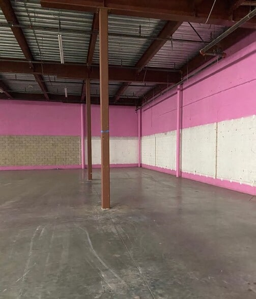 More Photos Of 15001 S Figueroa St, Gardena Distribution For Lease
