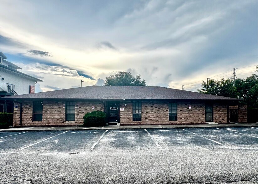 Primary Photo Of 1619 E Vine St, Kissimmee Office For Sale