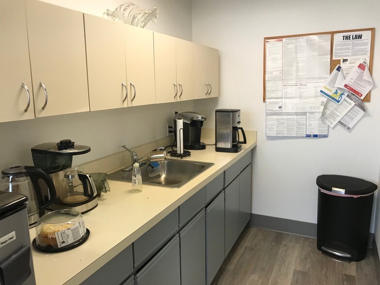 More Photos Of 194 Main St, Norwalk Office For Lease