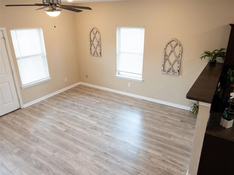 More Photos Of 3986 Avenue B, Brookshire Multifamily For Sale