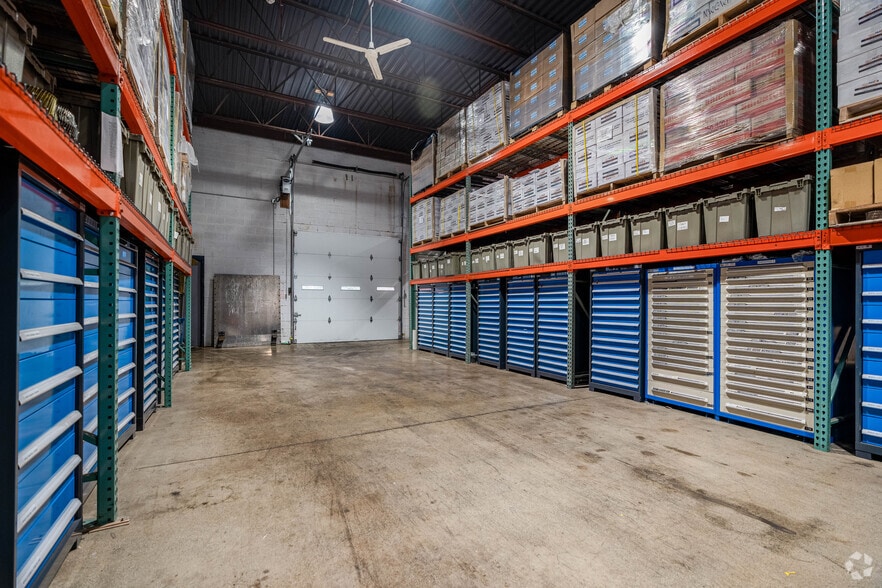 More Photos Of 8 Industrial Pky, Ringwood Warehouse For Sale