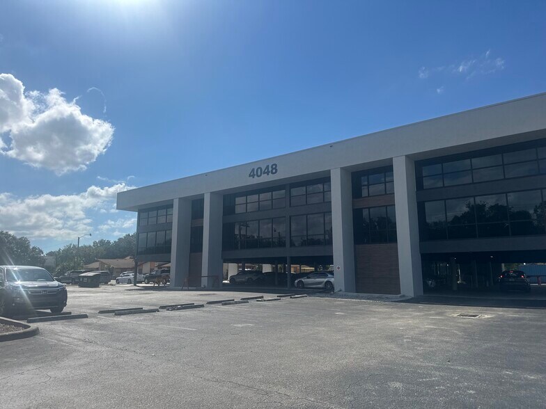 More Photos Of 4048 Evans Ave, Fort Myers Medical For Lease