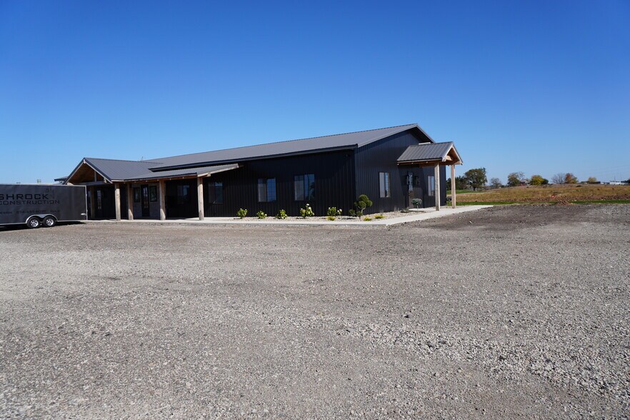 Primary Photo Of 1195 Townline Rd, Ligonier Office For Lease