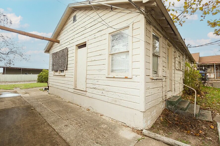 More Photos Of 109-111 S 33rd St, Temple Assisted Living For Sale