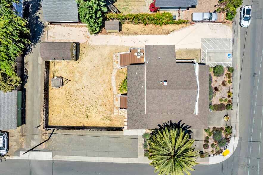 More Photos Of 602 W K St, Benicia Freestanding For Sale