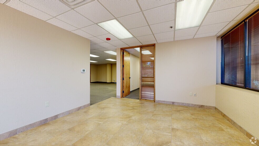 More Photos Of 1811 S Alma School Rd, Mesa Unknown For Lease