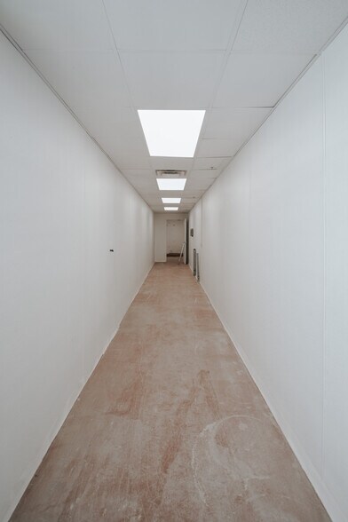 More Photos Of 3706 N Navarro St, Victoria Storefront For Lease