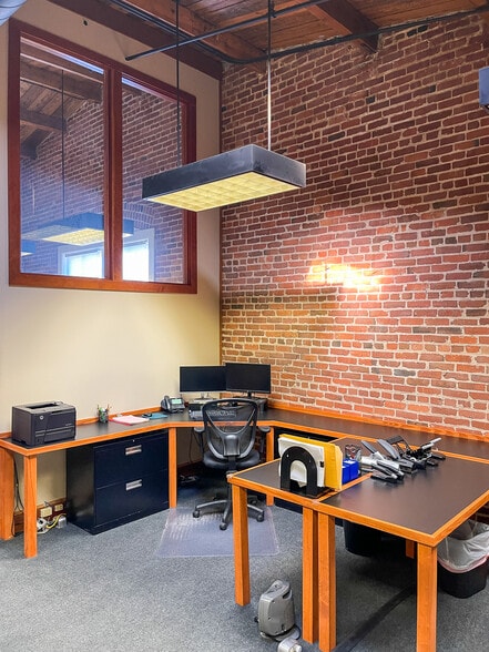 More Photos Of 171 Church St, Charleston Office For Sale