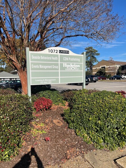 More Photos Of 1072 Laskin Rd, Virginia Beach Office For Sale