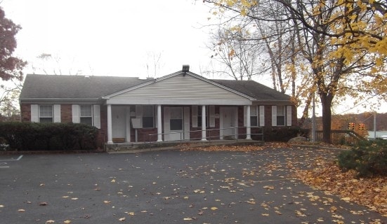 More Photos Of 85 Echo Ave, Miller Place Office For Lease