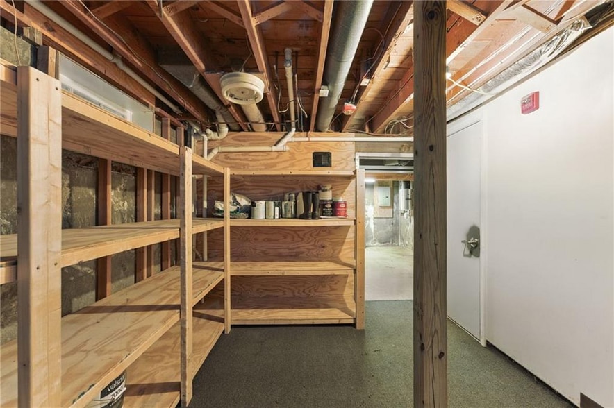 More Photos Of 2789 Post Rd, Warwick Office Residential For Sale