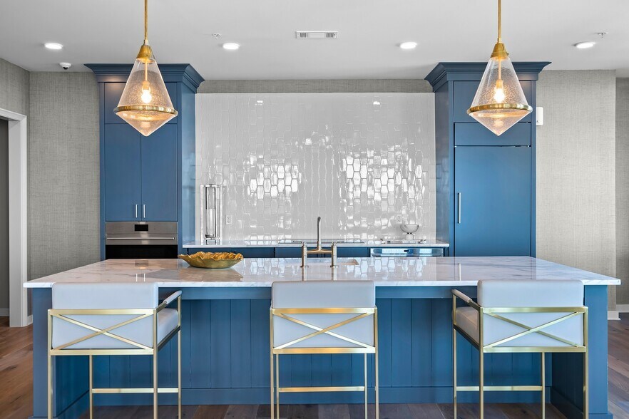 More Photos Of 838 Morrison Dr, Charleston Apartments For Lease