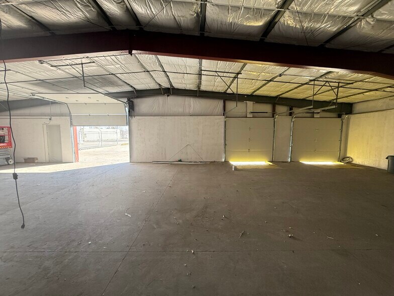 More Photos Of 14902 W 44th Ave, Golden Distribution For Lease