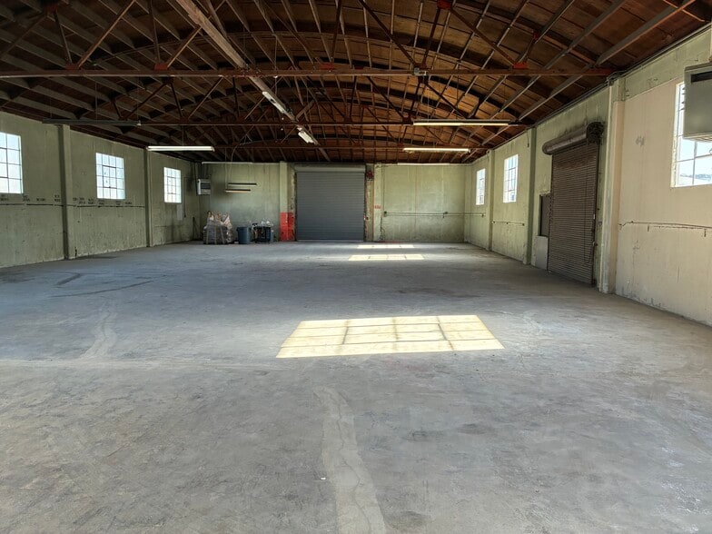 More Photos Of 320 Victory Ave, South San Francisco Warehouse For Lease