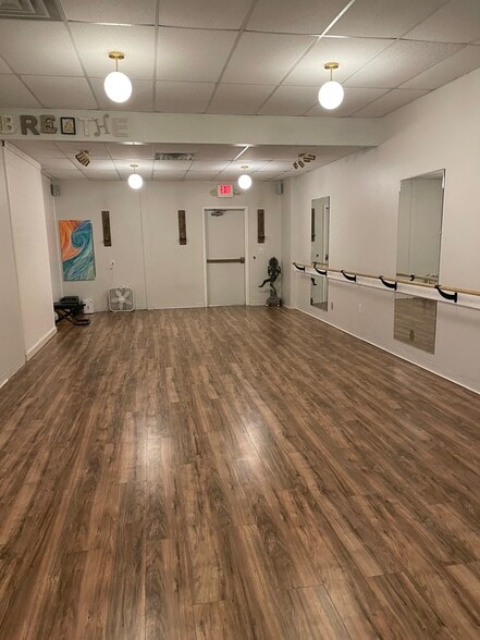 More Photos Of 2715 Buford Hwy, Duluth Storefront Retail Office For Sale