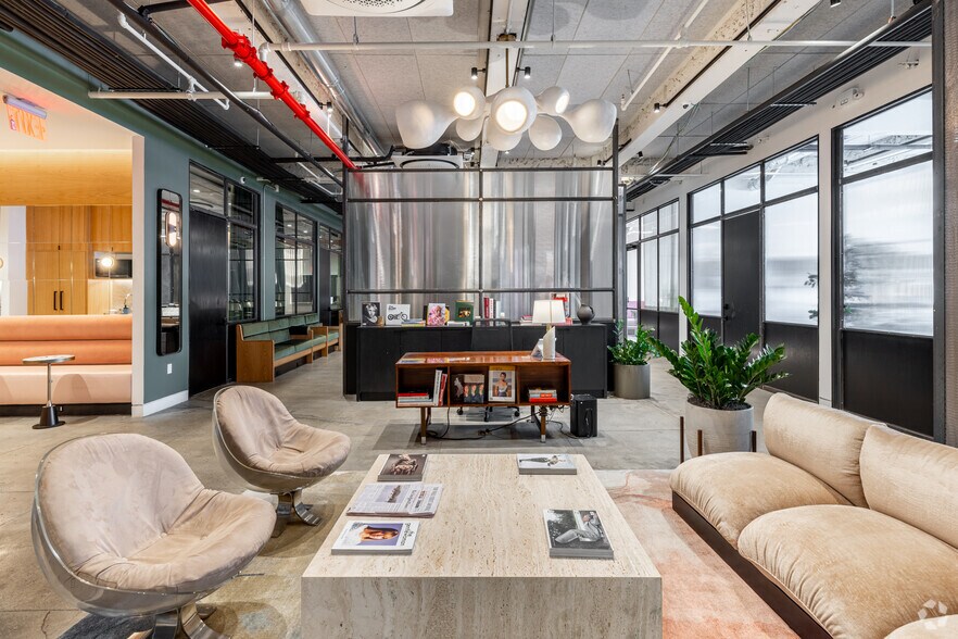 More Photos Of 110 E 25th St, New York Coworking Space