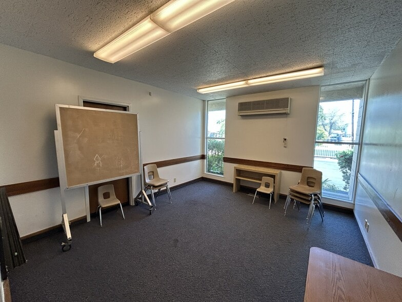 More Photos Of 14801 Osage Ave, Lawndale Specialty For Sale