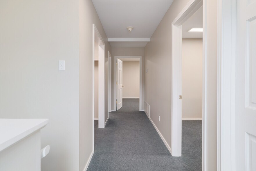 More Photos Of 602 W 13th St, Austin Office For Lease