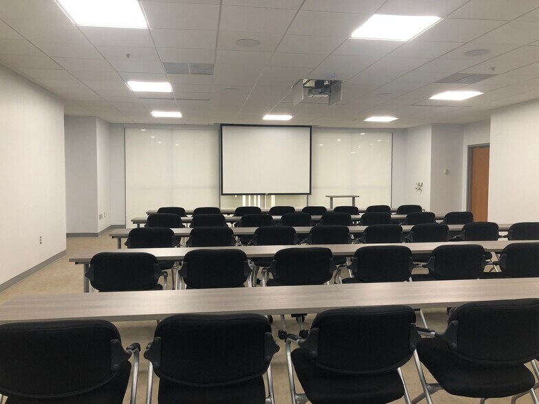 More Photos Of 1000 Technology Dr, Fairmont Office For Lease