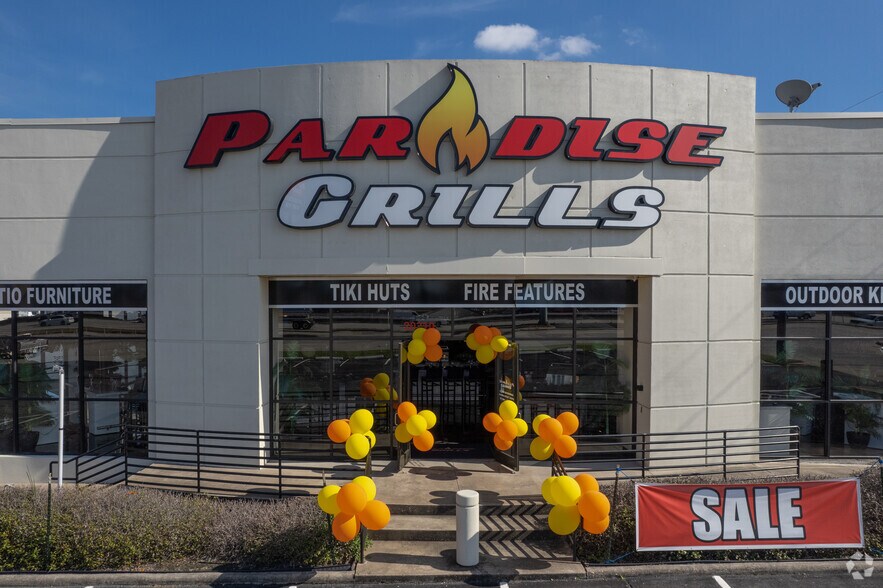 More Photos Of 20210 N US 59 Hwy, Humble Freestanding For Sale