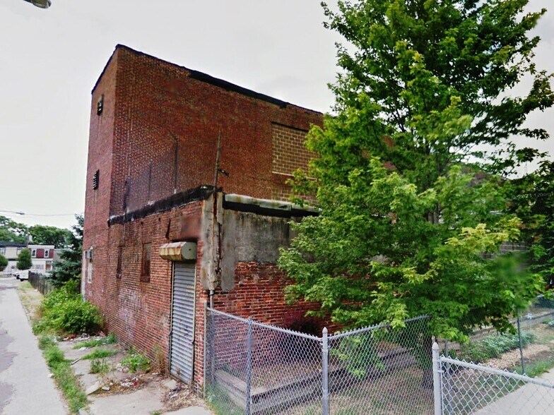 More Photos Of 918 S Broadway, Camden Storefront For Sale