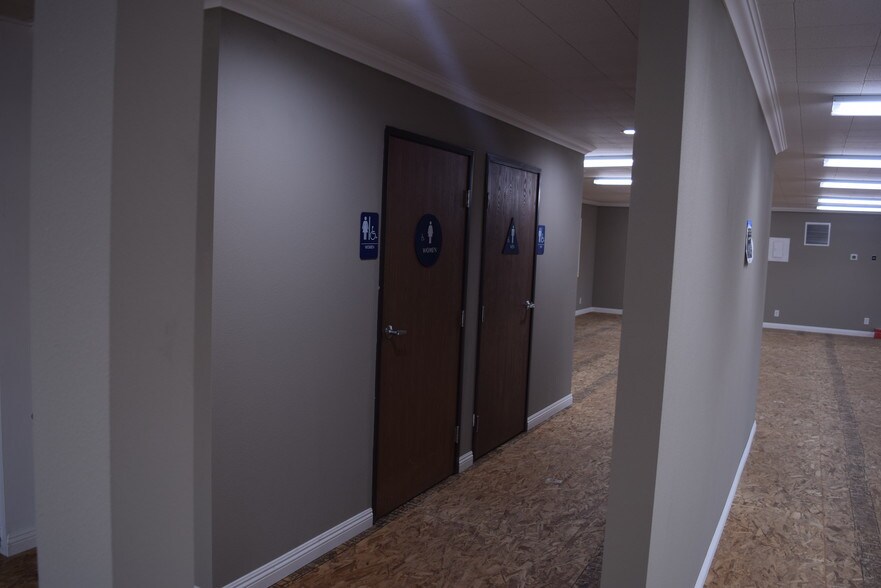 More Photos Of 2810-2856 Hamner Ave, Norco Unknown For Lease