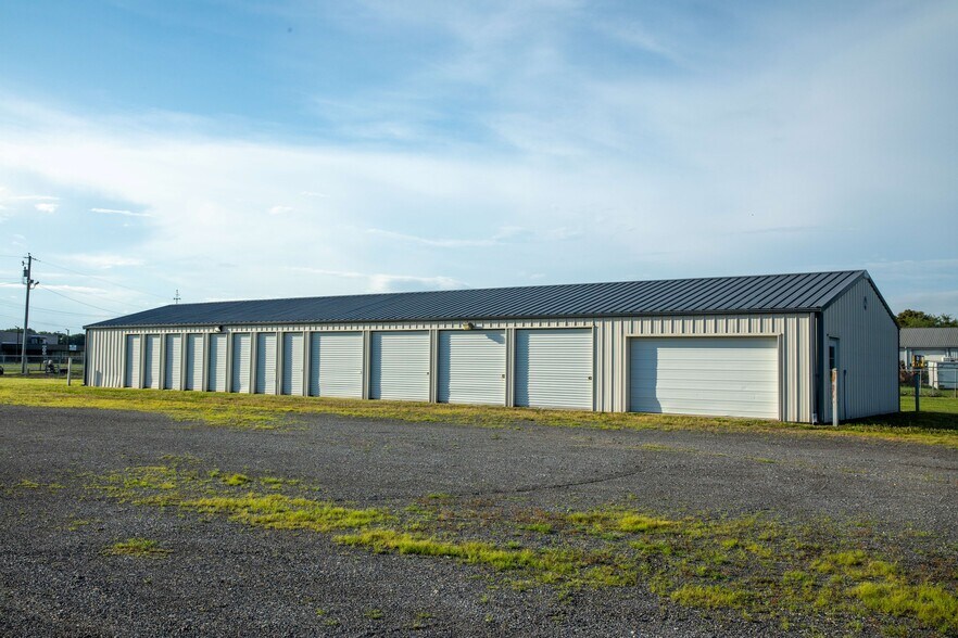 Primary Photo Of 20641 Sussex Hwy, Seaford Warehouse For Lease