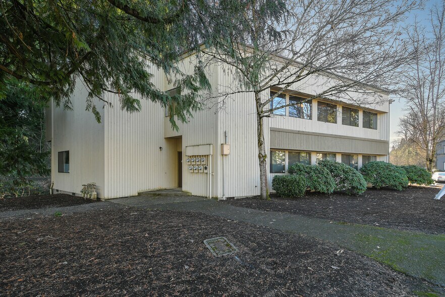More Photos Of 9860 SW Hall Blvd, Tigard Office For Lease