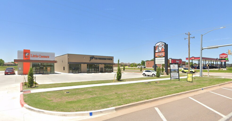 More Photos Of 201 S Cemetery Rd, Yukon Storefront Retail Office For Lease