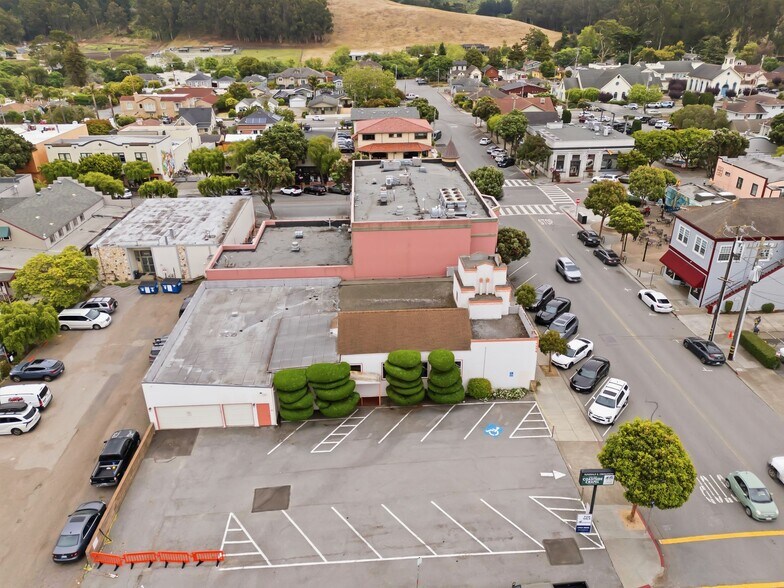 More Photos Of 645 Kelly Ave, Half Moon Bay Funeral Home For Sale