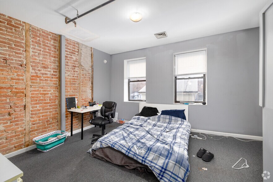 More Photos Of 40 Court St, Binghamton Apartments For Sale